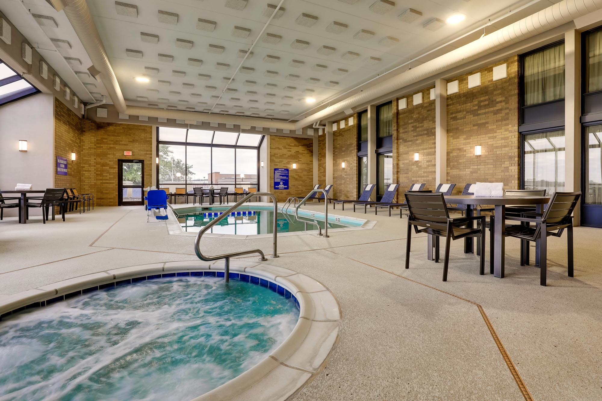 Drury Inn & Suites Cape Girardeau - Pool