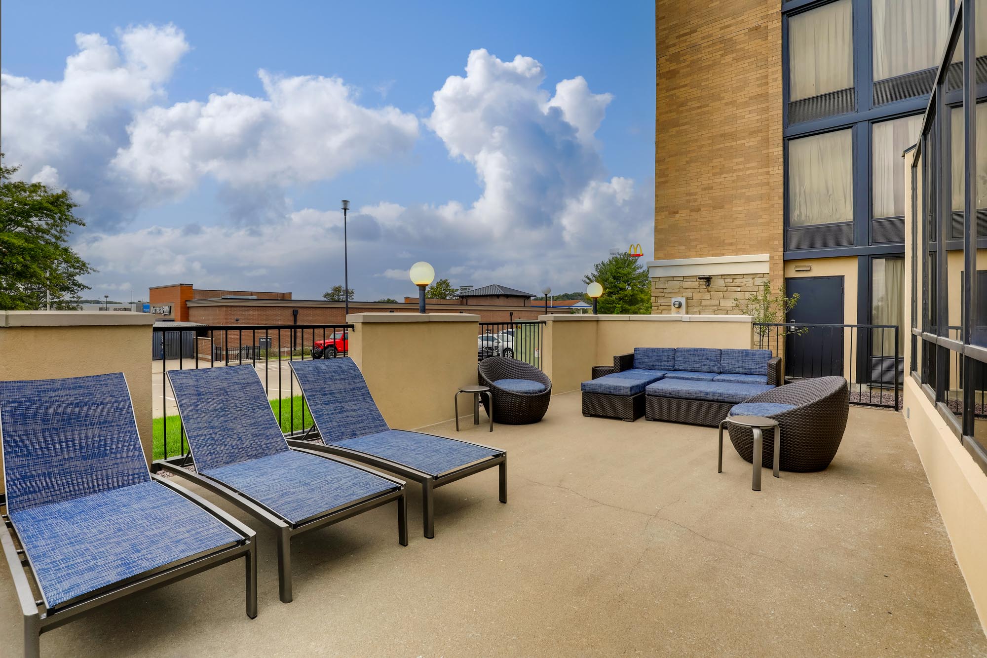 Drury Inn & Suites Cape Girardeau - Patio