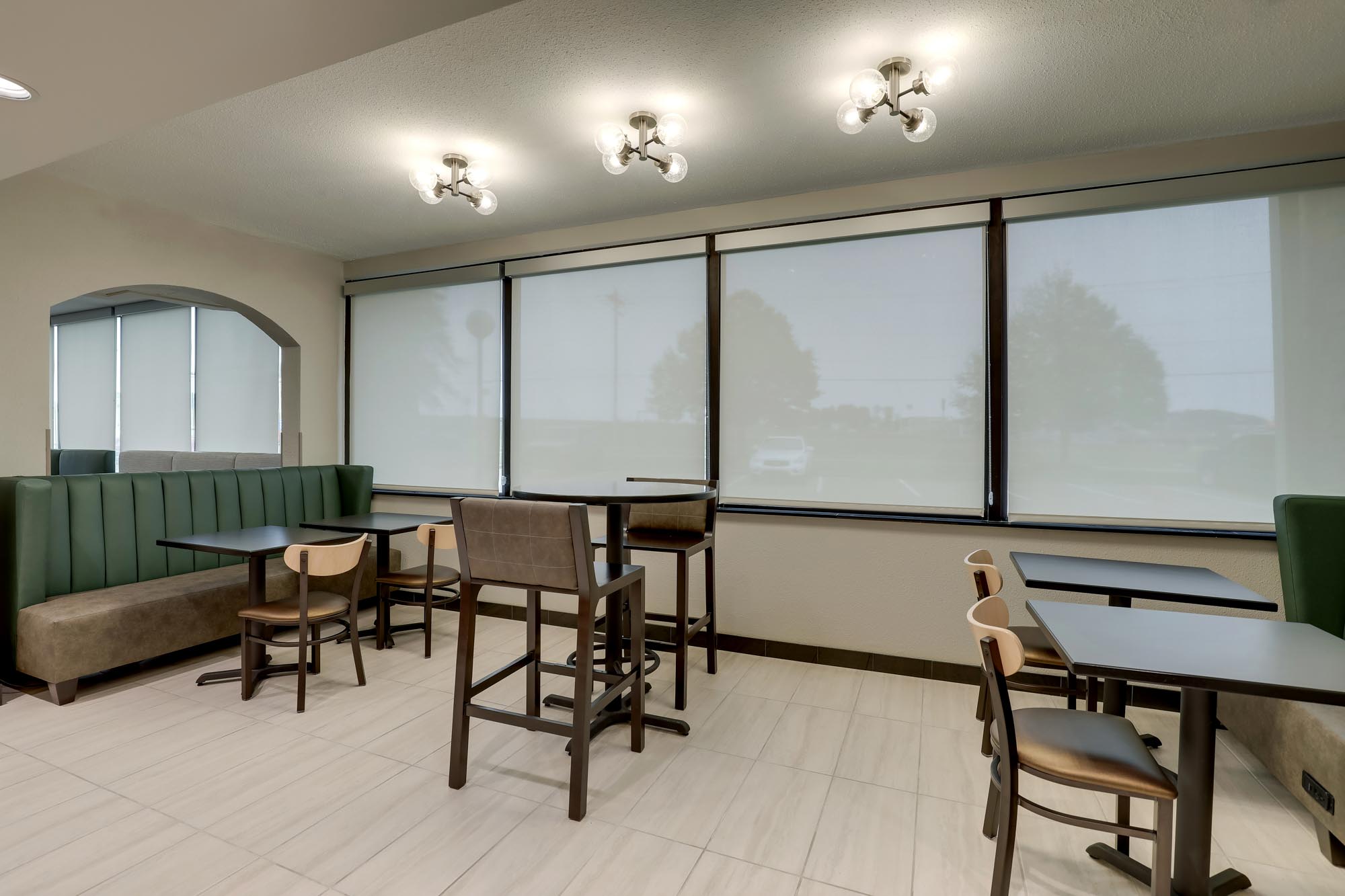 Drury Inn & Suites Cape Girardeau - Dining Area
