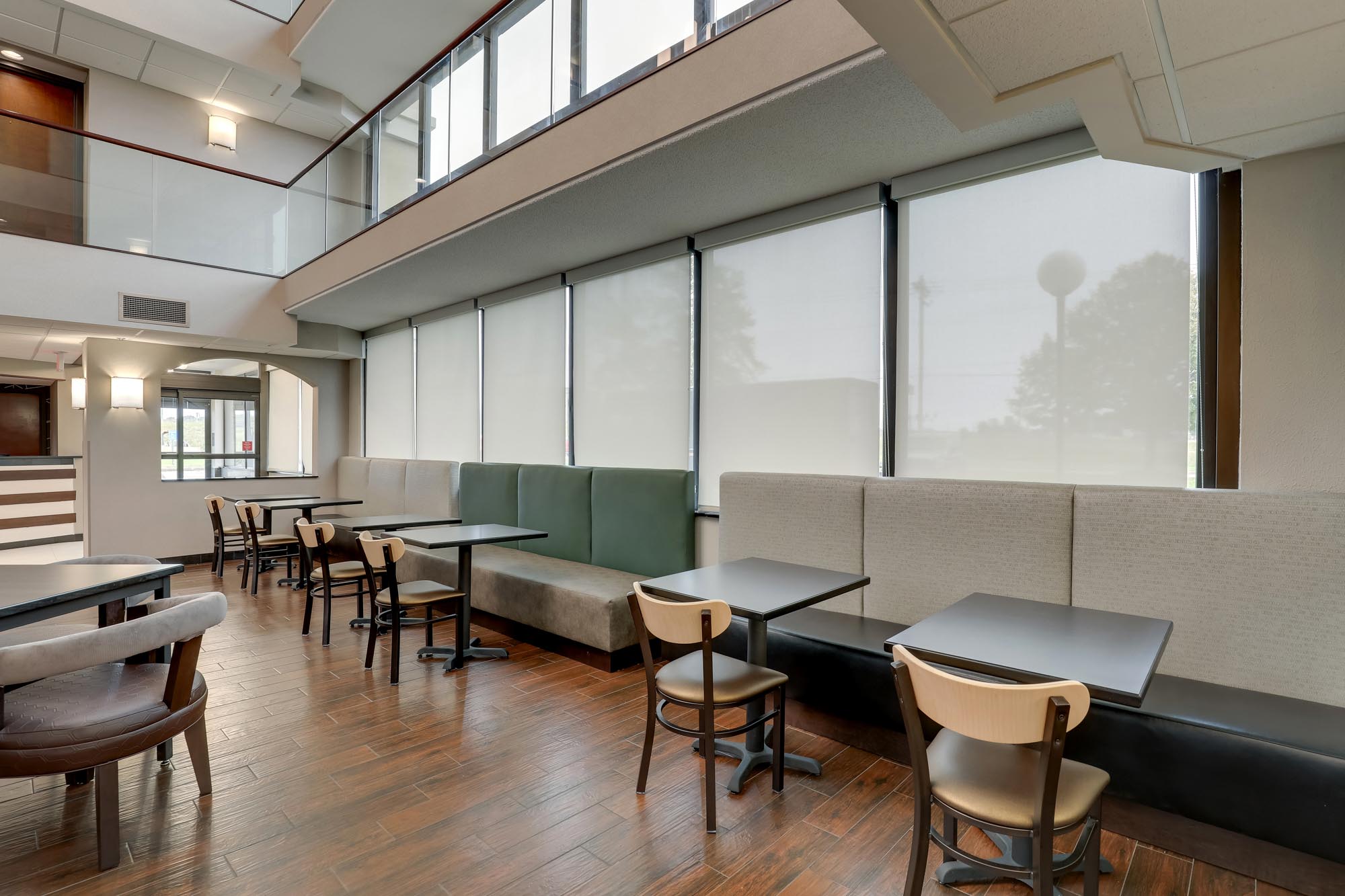 Drury Inn & Suites Cape Girardeau - Dining Area
