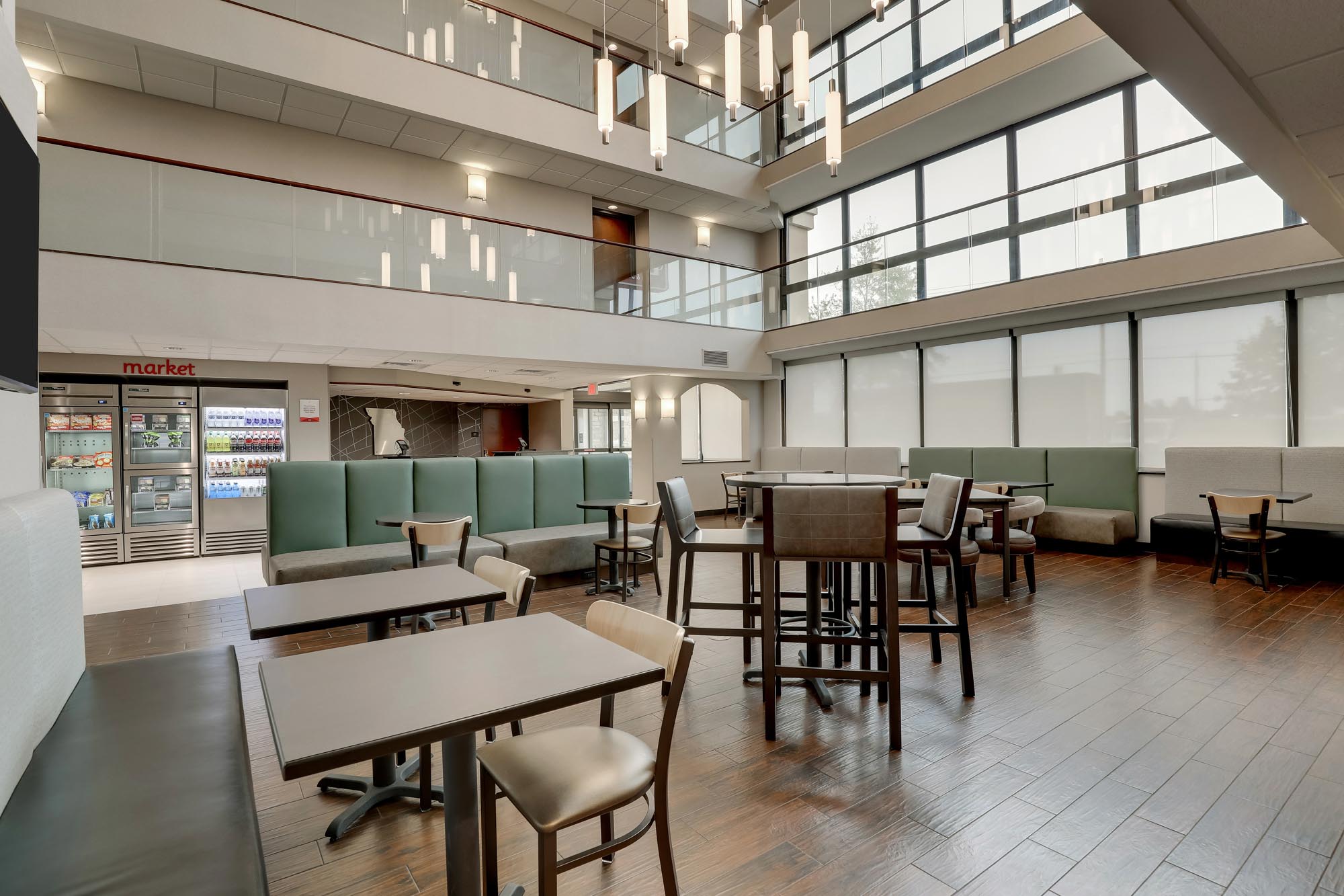 Drury Inn & Suites Cape Girardeau - Dining Area