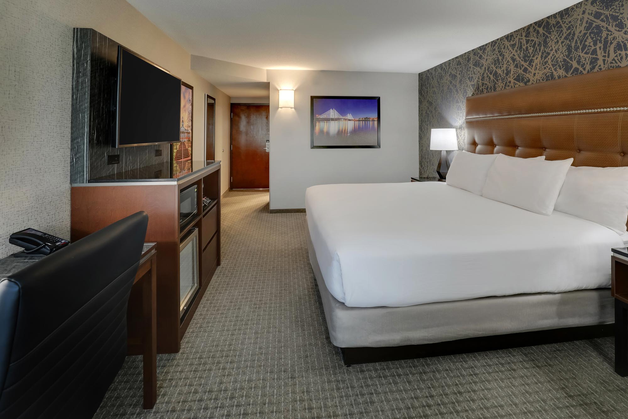 Drury Inn & Suites Cape Girardeau - King Bed Deluxe