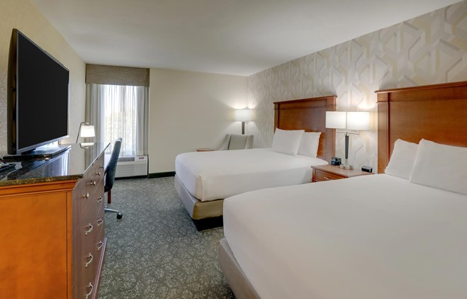 Drury Inn & Suites Charlotte University Place - 2 Queen Beds Deluxe