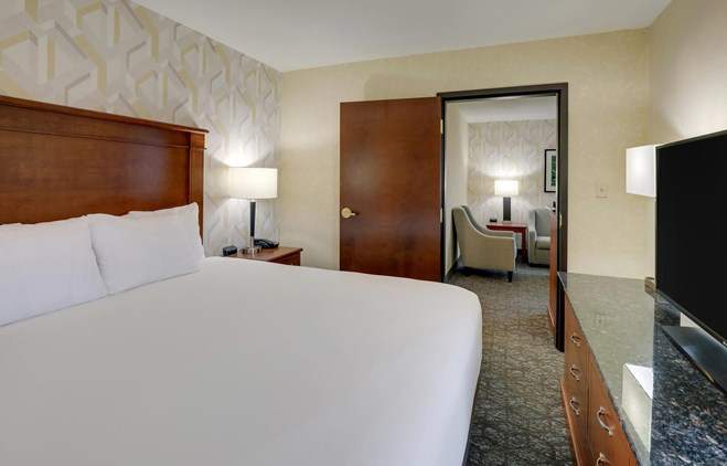 Drury Inn & Suites Charlotte University Place - King Suite