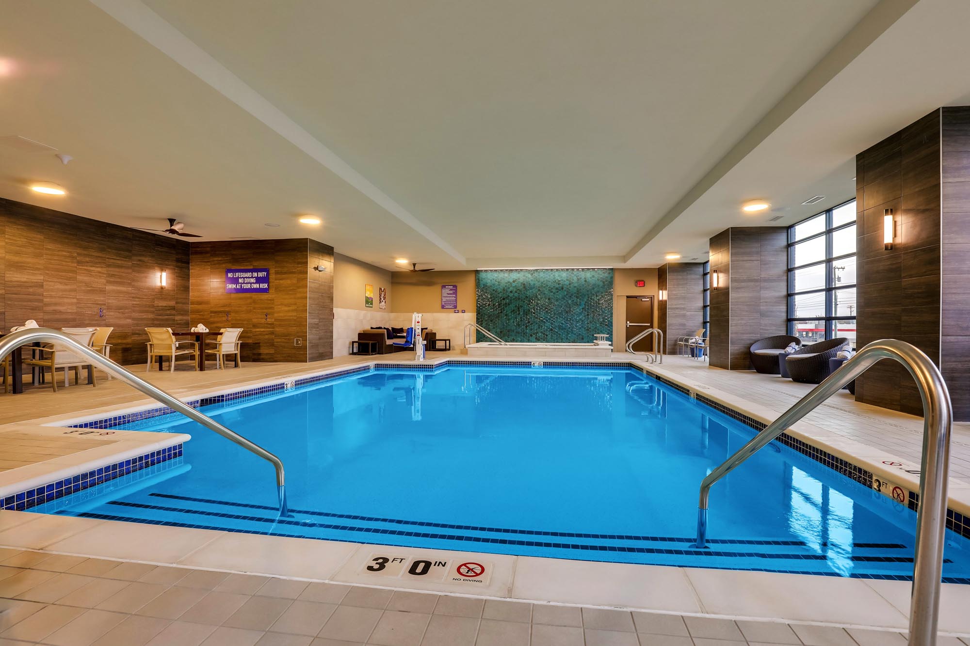 Drury Plaza Hotel Chattanooga Hamilton Place - Pool Area