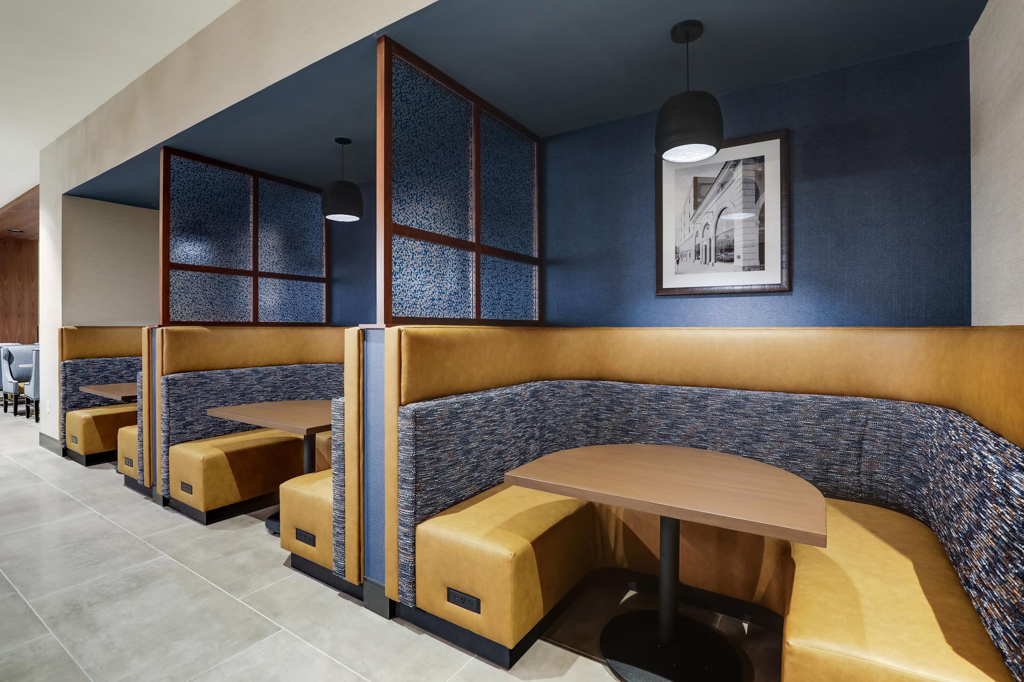 Drury Plaza Hotel Chattanooga Hamilton Place - Dining Area