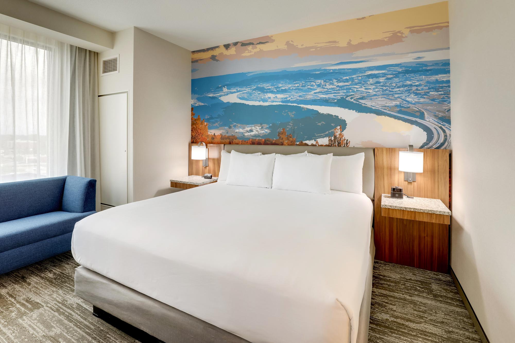 Drury Plaza Hotel Chattanooga Hamilton Place - King Room Deluxe