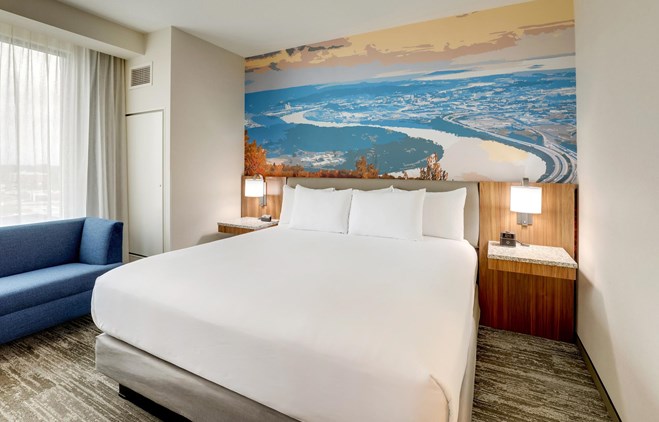 Drury Plaza Hotel Chattanooga Hamilton Place - King Room Deluxe