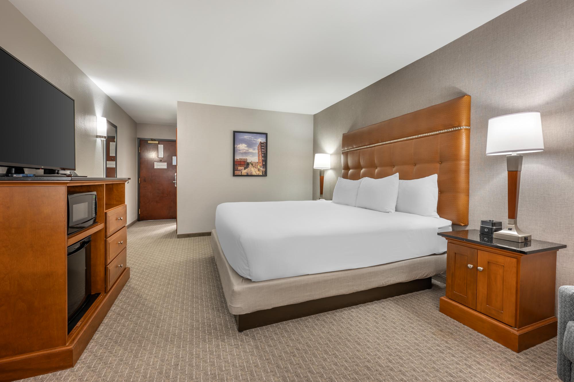 Drury Inn & Suites Champaign - King Room Deluxe