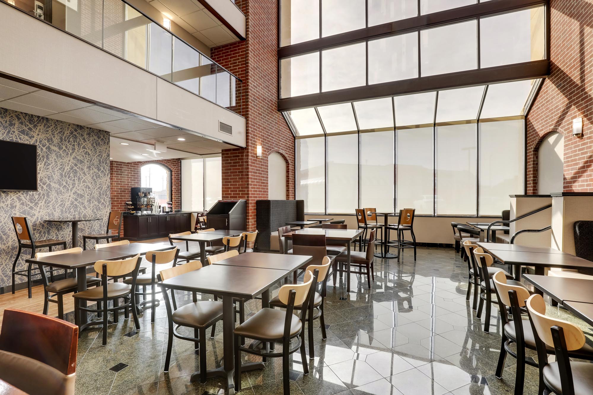 Drury Inn & Suites Springfield IL - Dining Area