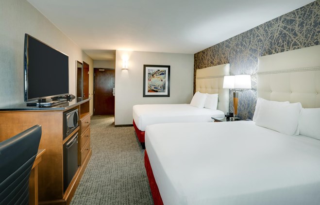 Drury Inn & Suites Springfield IL - 2 Queen Room Deluxe