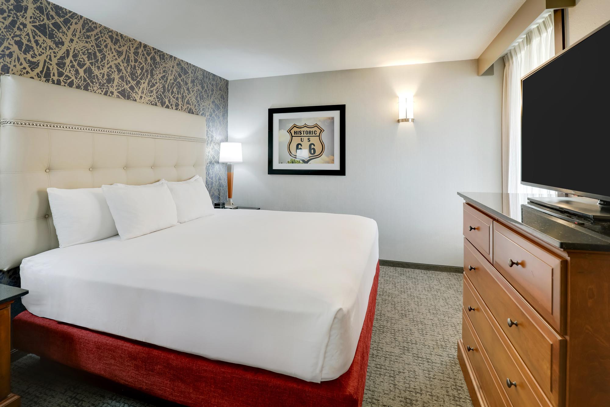 Drury Inn & Suites Springfield IL - King Suite