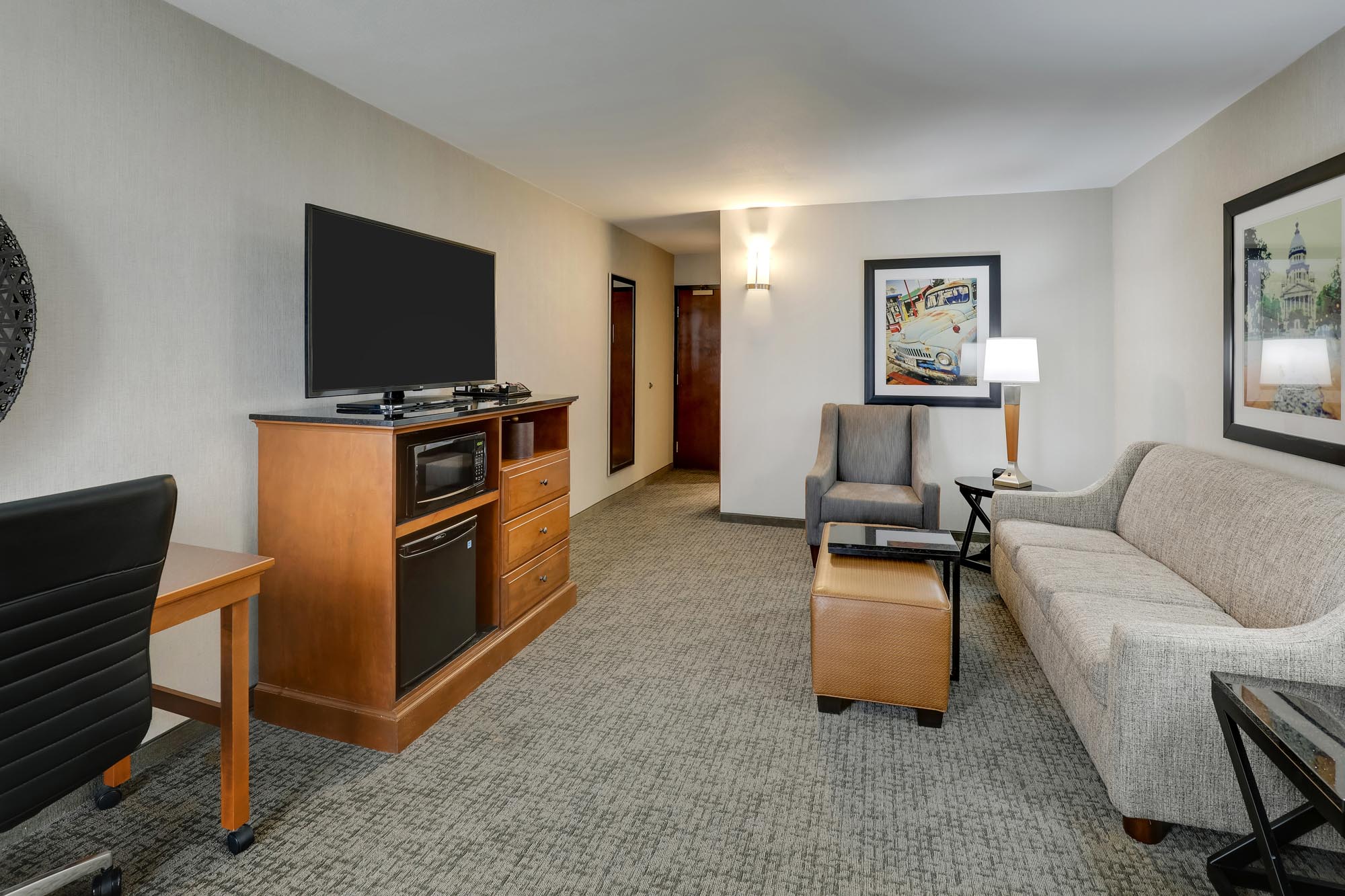 Drury Inn & Suites Springfield IL - King Suite