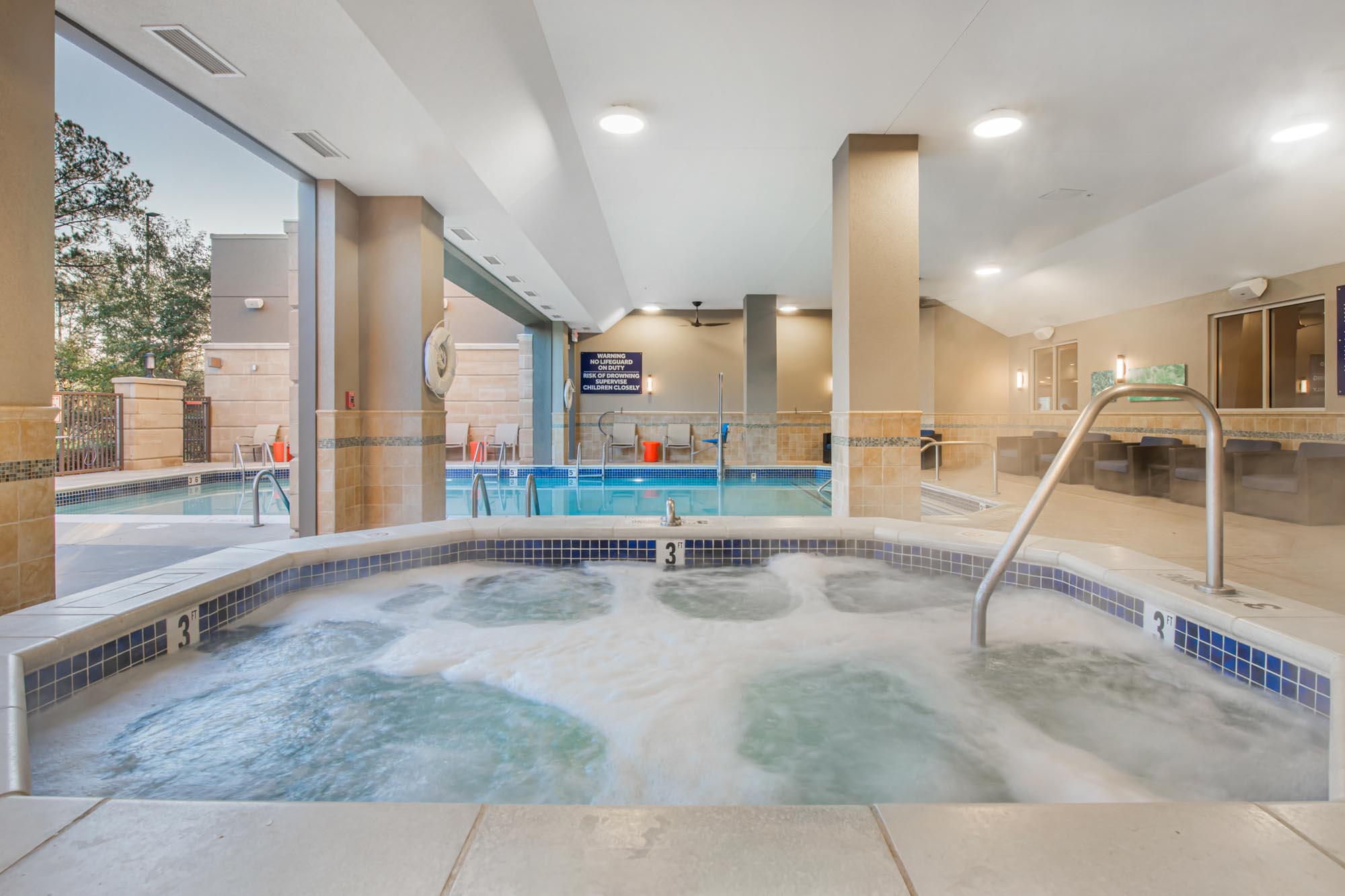 Drury Plaza Hotel Valdosta - Pool