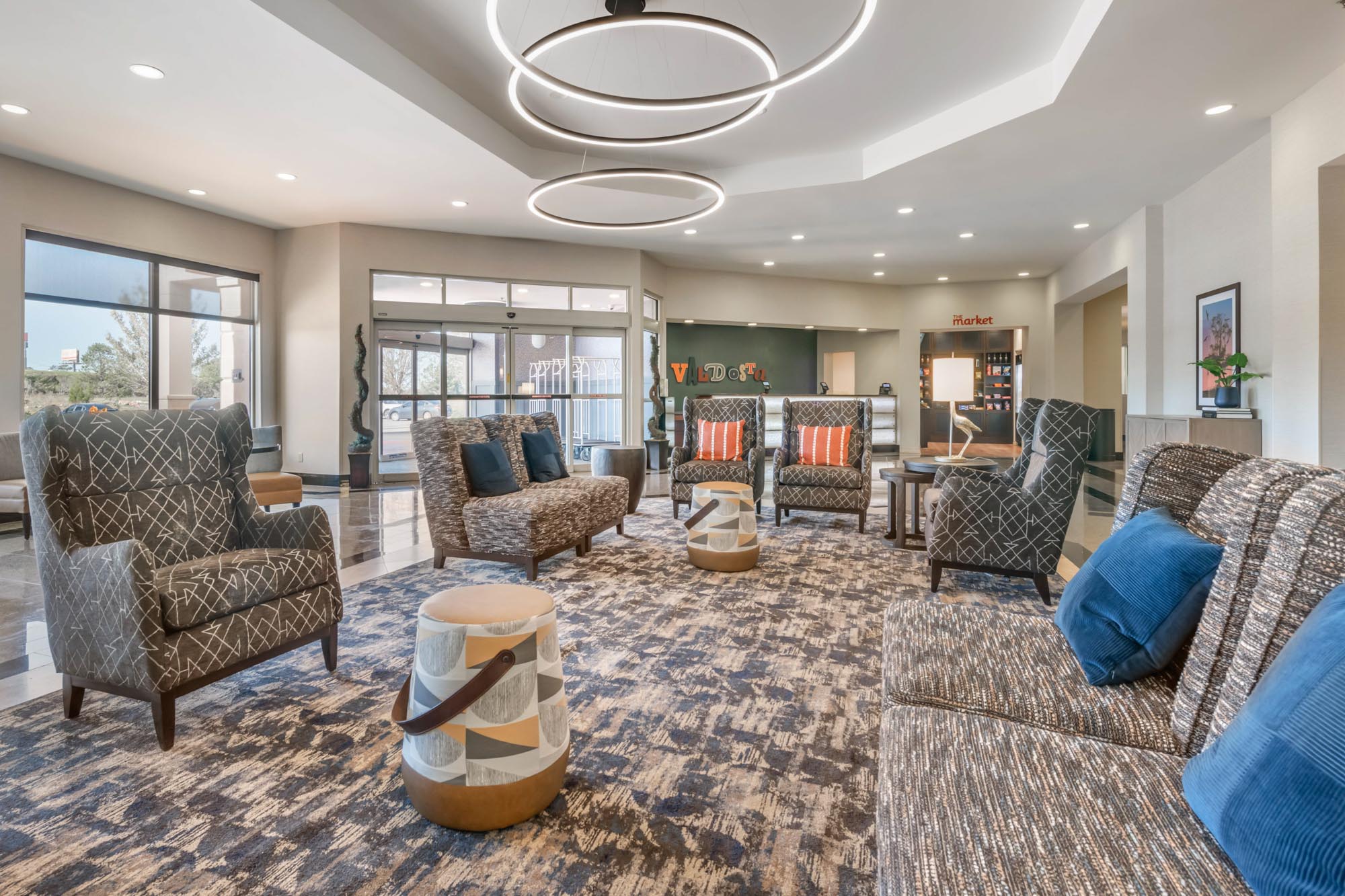 Drury Plaza Hotel Valdosta - Lobby