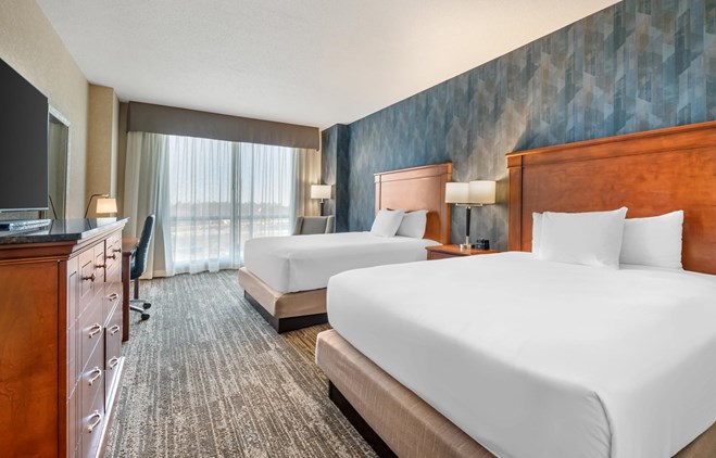 Drury Plaza Hotel Valdosta - Deluxe 2 Queen Guestroom