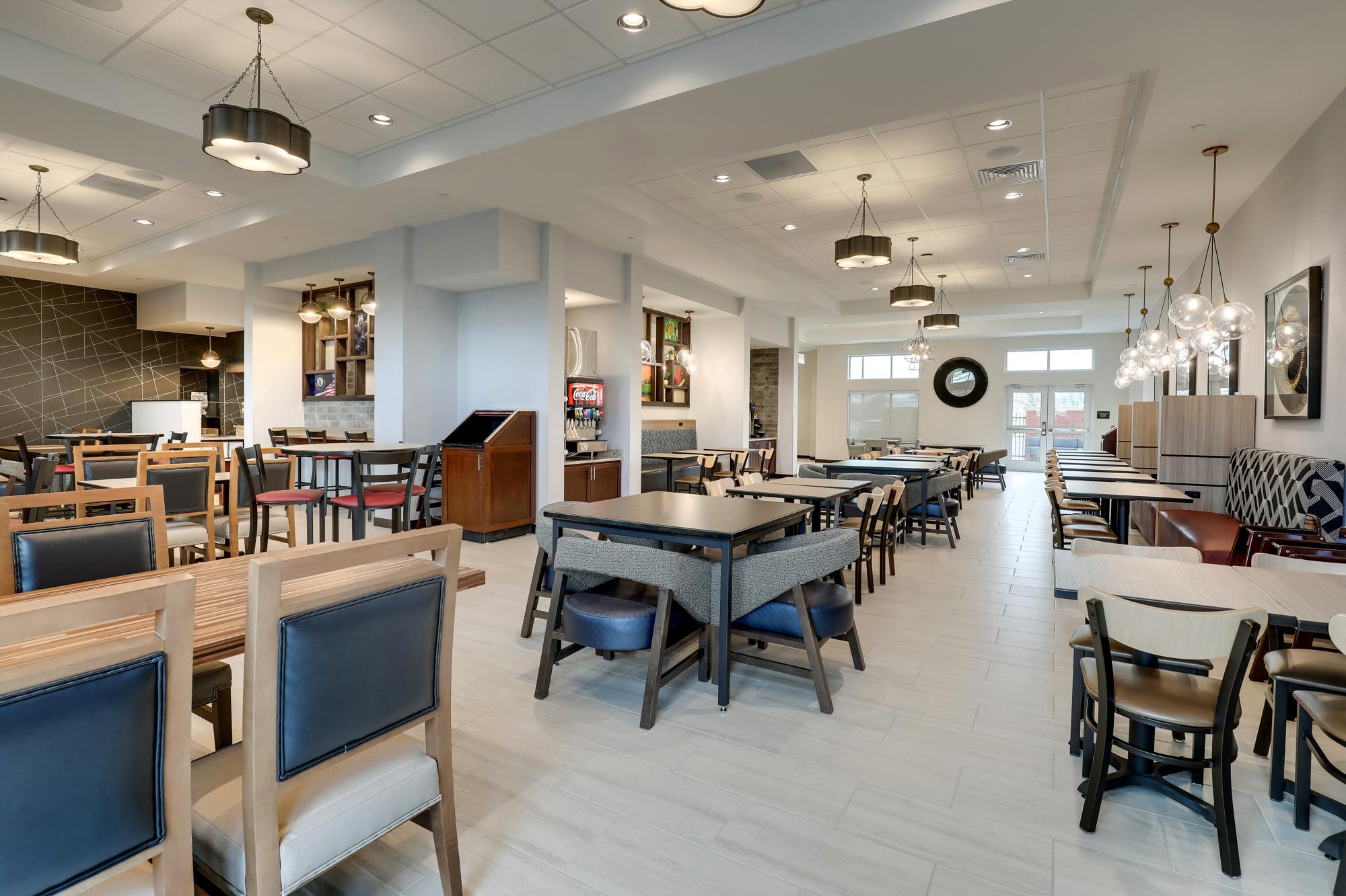 Drury Plaza Hotel Cincinnati Florence - Dining Area