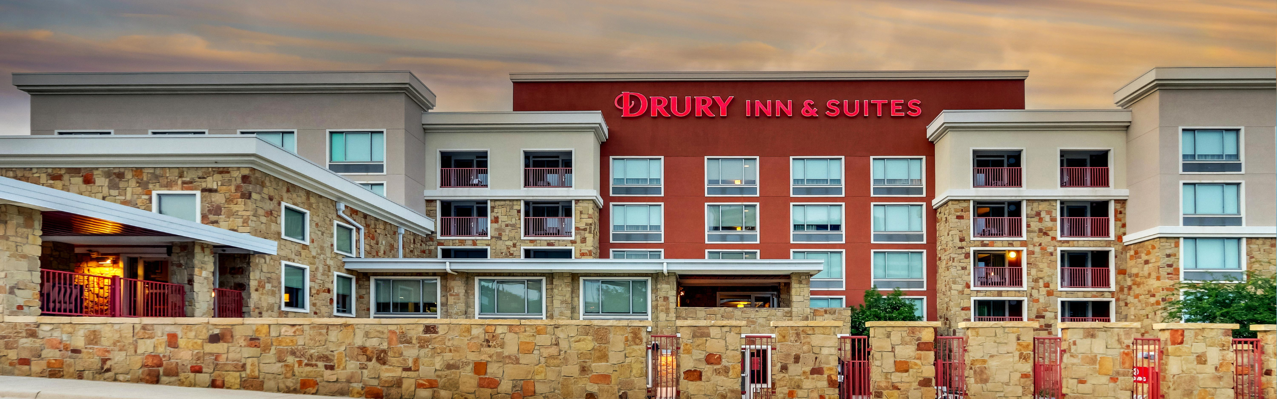 Drury Inn & Suites San Antonio Airport