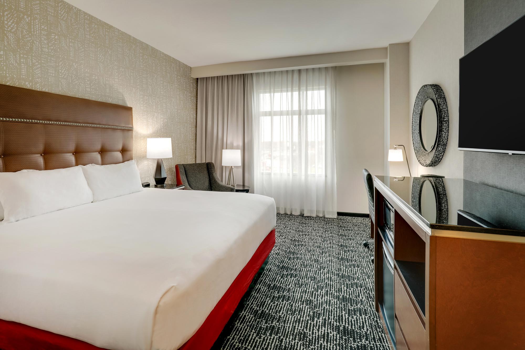 Drury Plaza Hotel Cincinnati Florence - King Room Deluxe