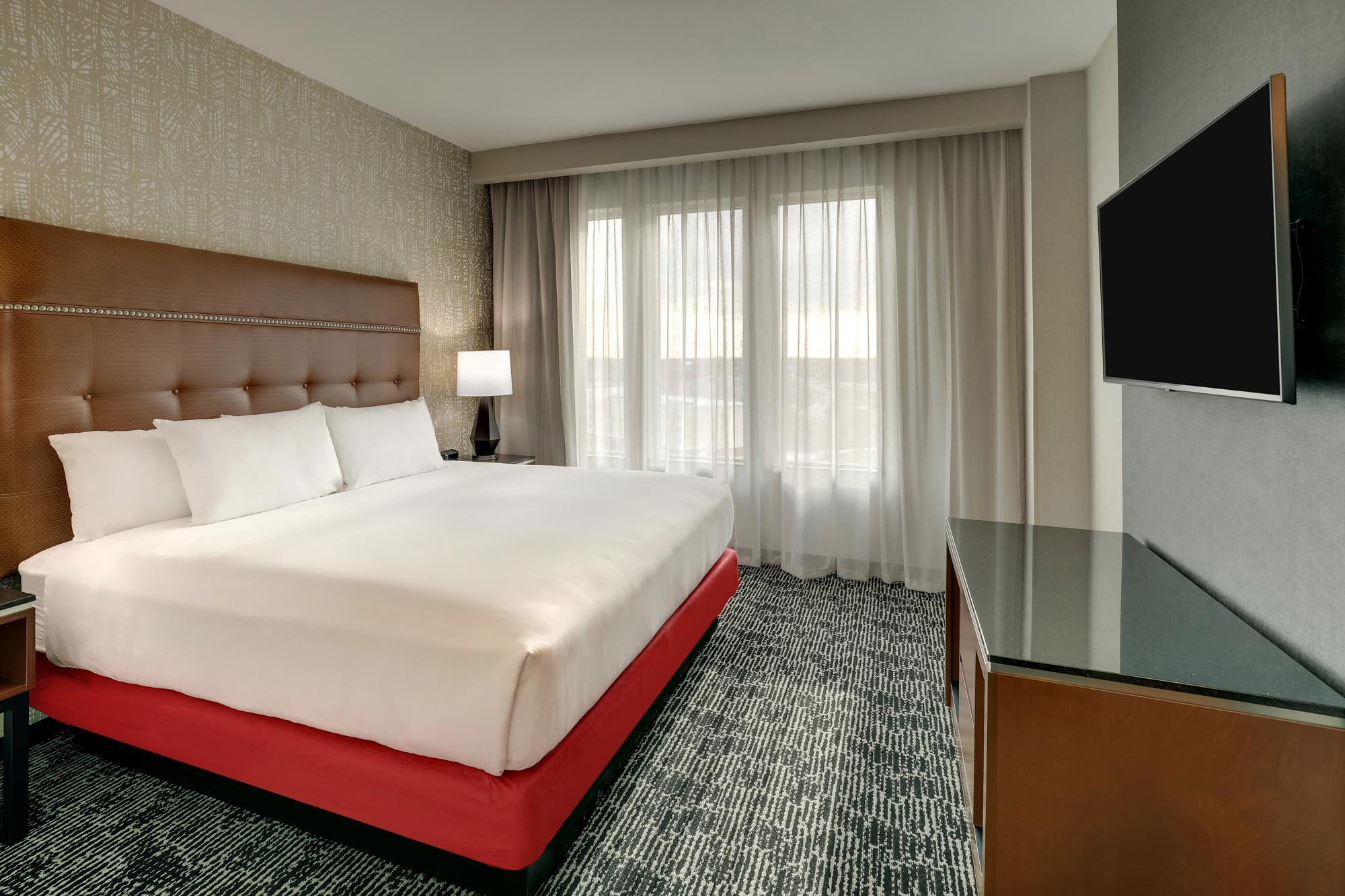 Drury Plaza Hotel Cincinnati Florence - King Suite