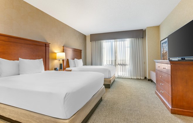 Drury Plaza Hotel Phoenix Tempe - 2 Queen Bed Suite