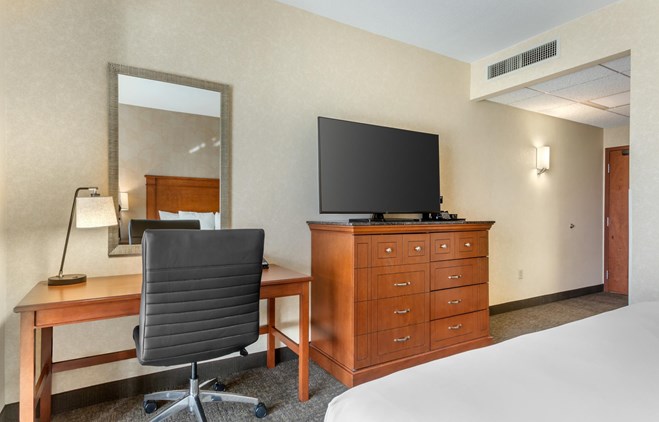 Drury Plaza Hotel Phoenix Tempe - King Room Deluxe