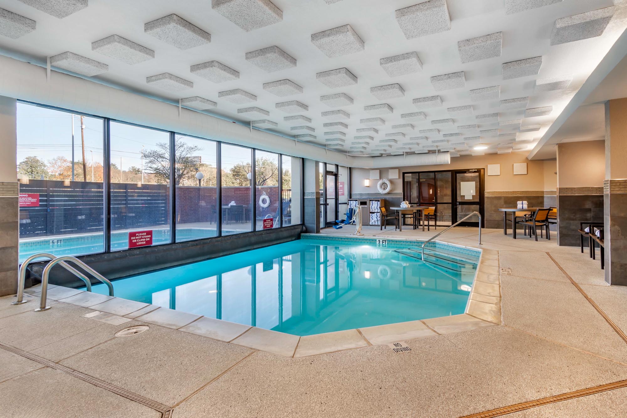 Drury Inn & Suites Atlanta Airport - Pool