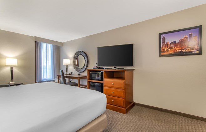 Drury Inn & Suites Atlanta Airport - King Room Deluxe