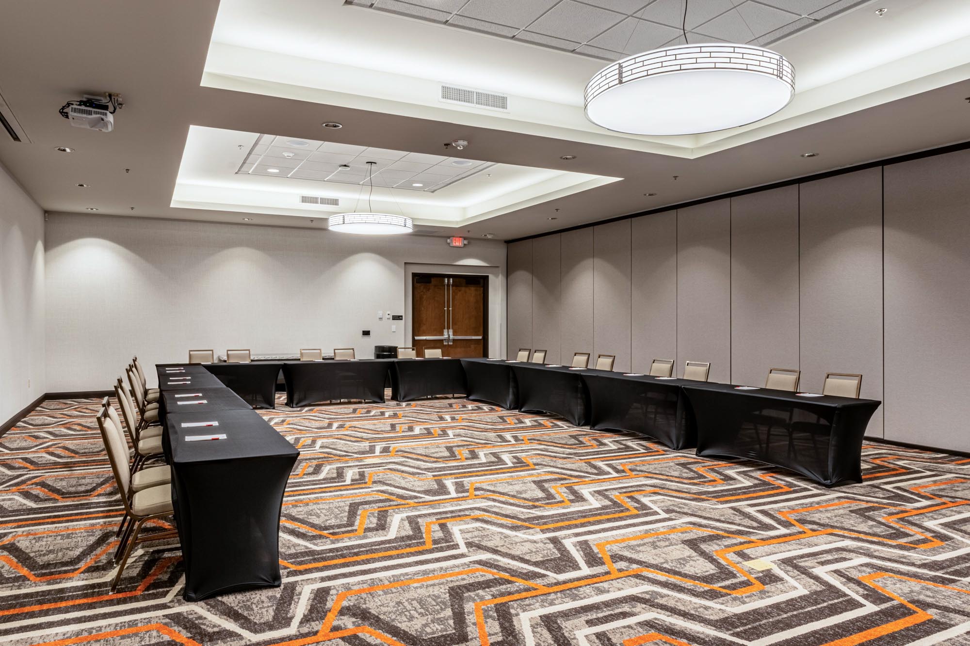 Drury Plaza Hotel Dallas Arlington - Meeting Space