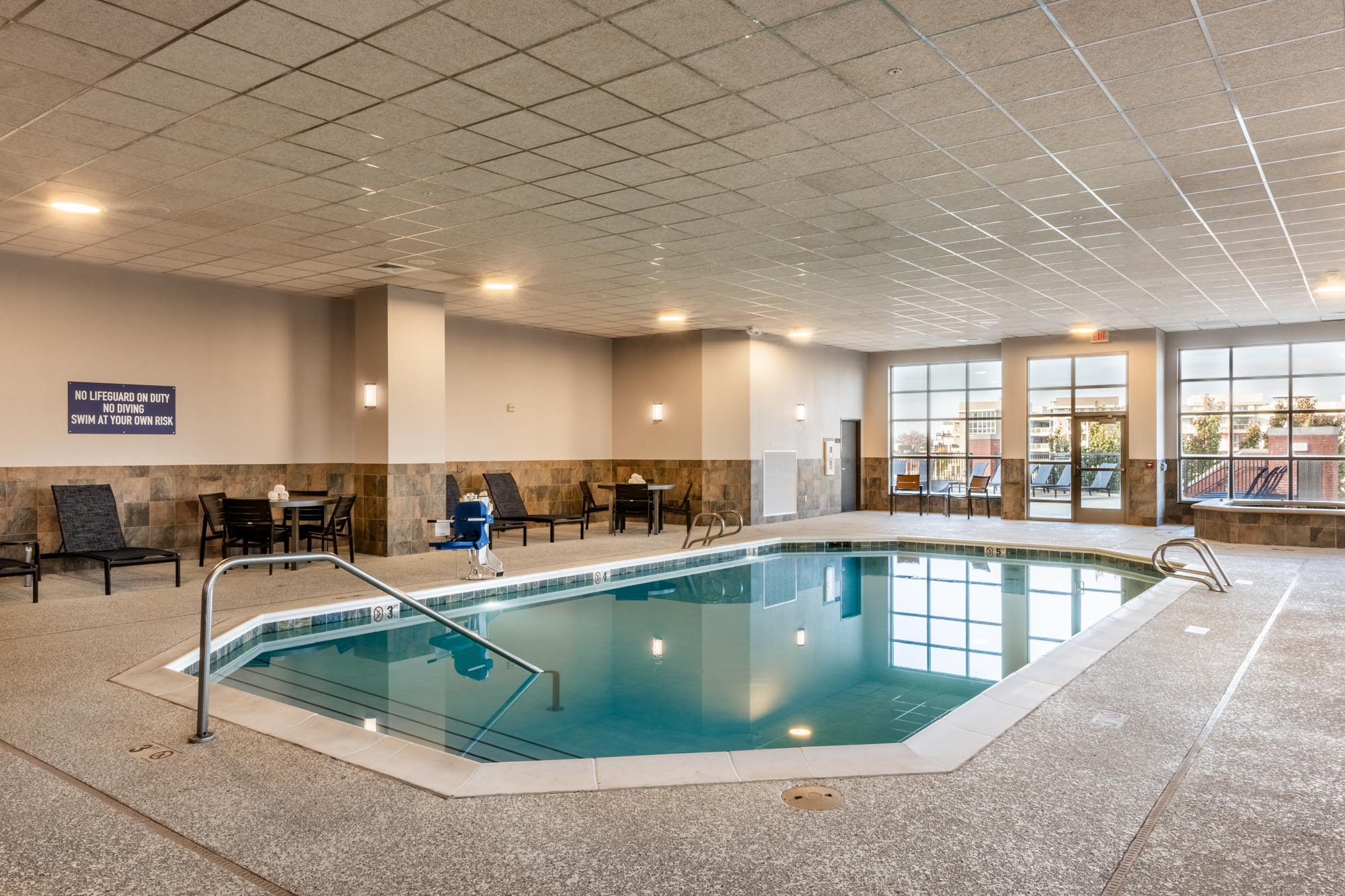 Drury Plaza Hotel Broadview Wichita - Pool