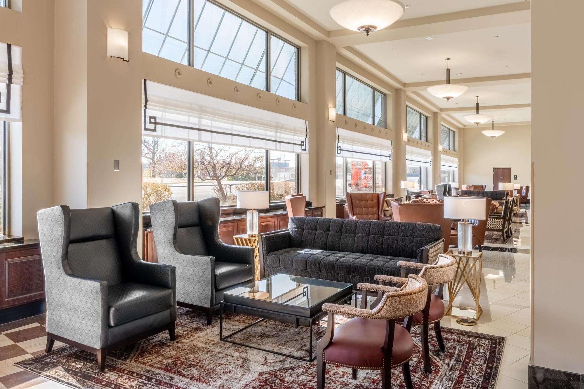 Drury Plaza Hotel Broadview Wichita - Lobby