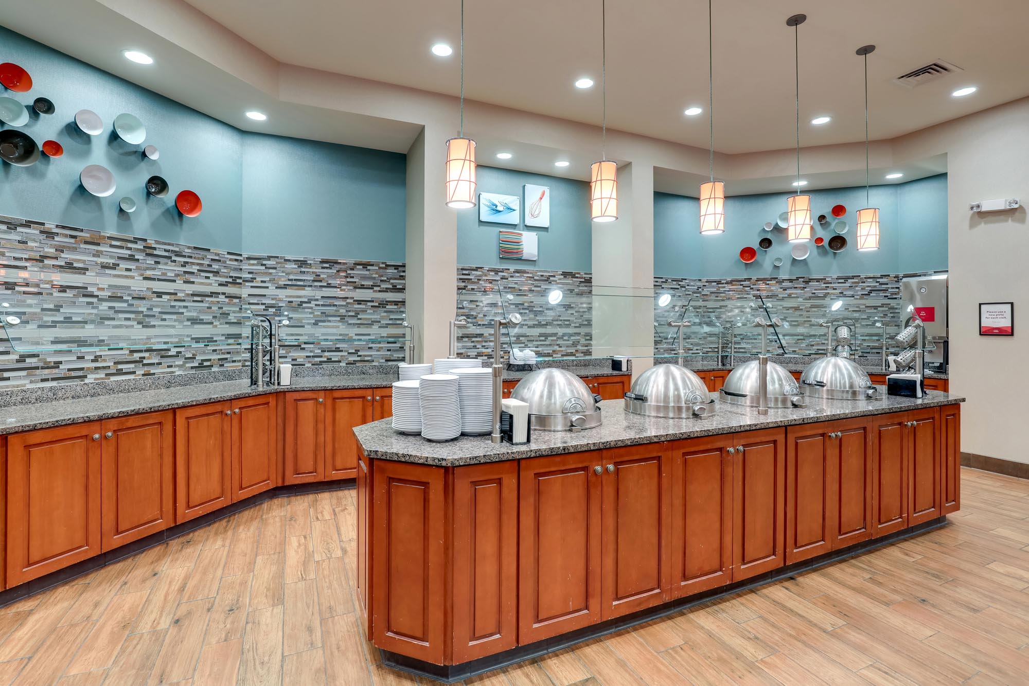 Drury Inn & Suites Charlotte Arrowood - Dining Area