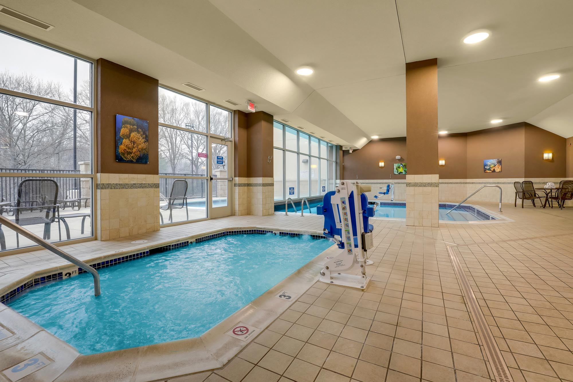 Drury Inn & Suites Charlotte Arrowood - Pool