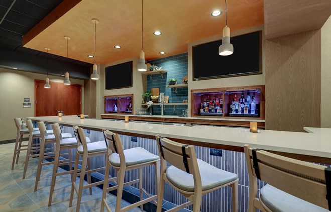 Drury Inn & Suites Charlotte Arrowood