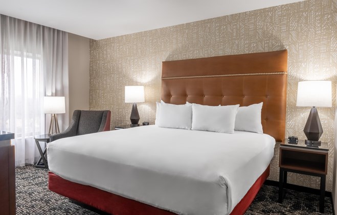 Drury Plaza Hotel College Station - King Room Deluxe