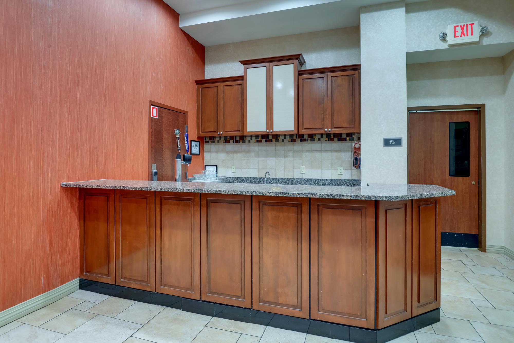 Drury Inn & Suites Charlotte Northlake - Dining Area