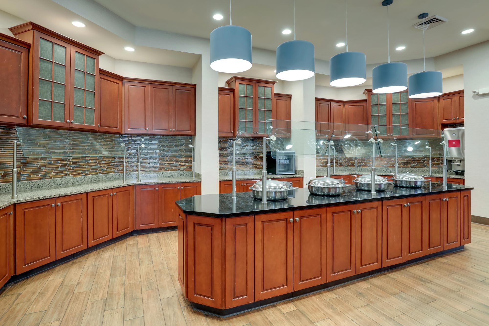 Drury Plaza Hotel Mt. Vernon - Dining Area