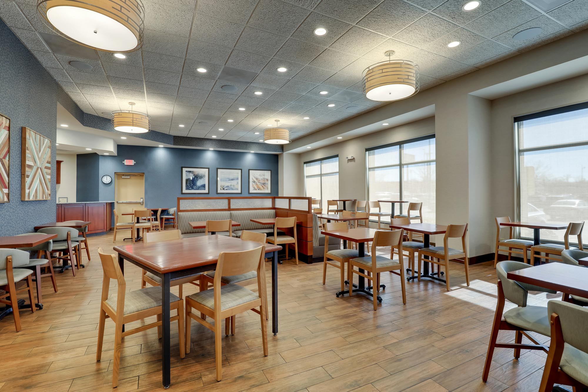 Drury Plaza Hotel Mt. Vernon - Dining Area
