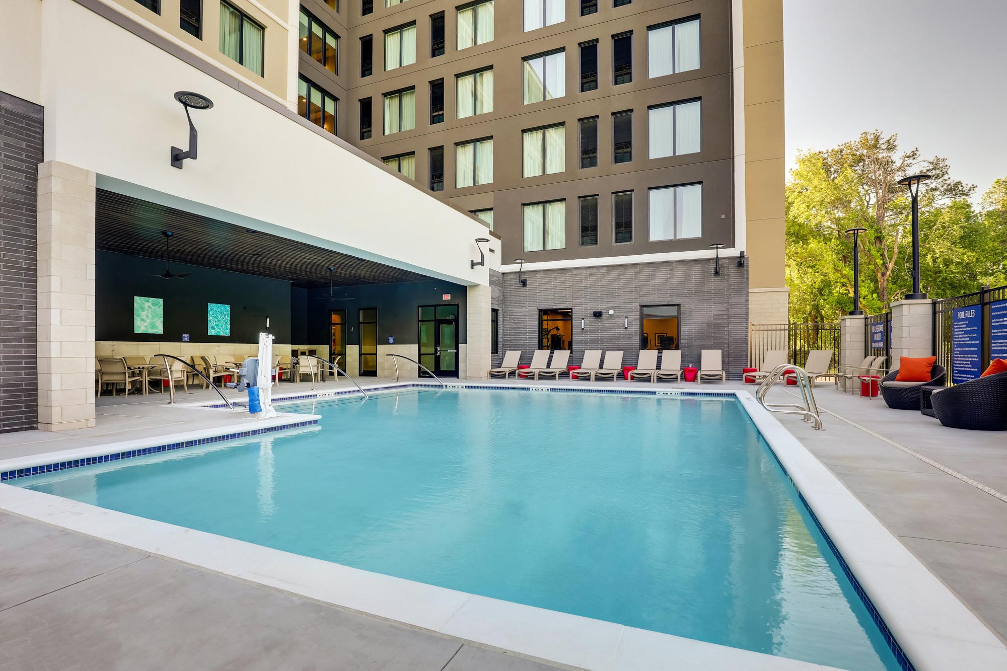 Drury Plaza Hotel North Charleston - Pool Area