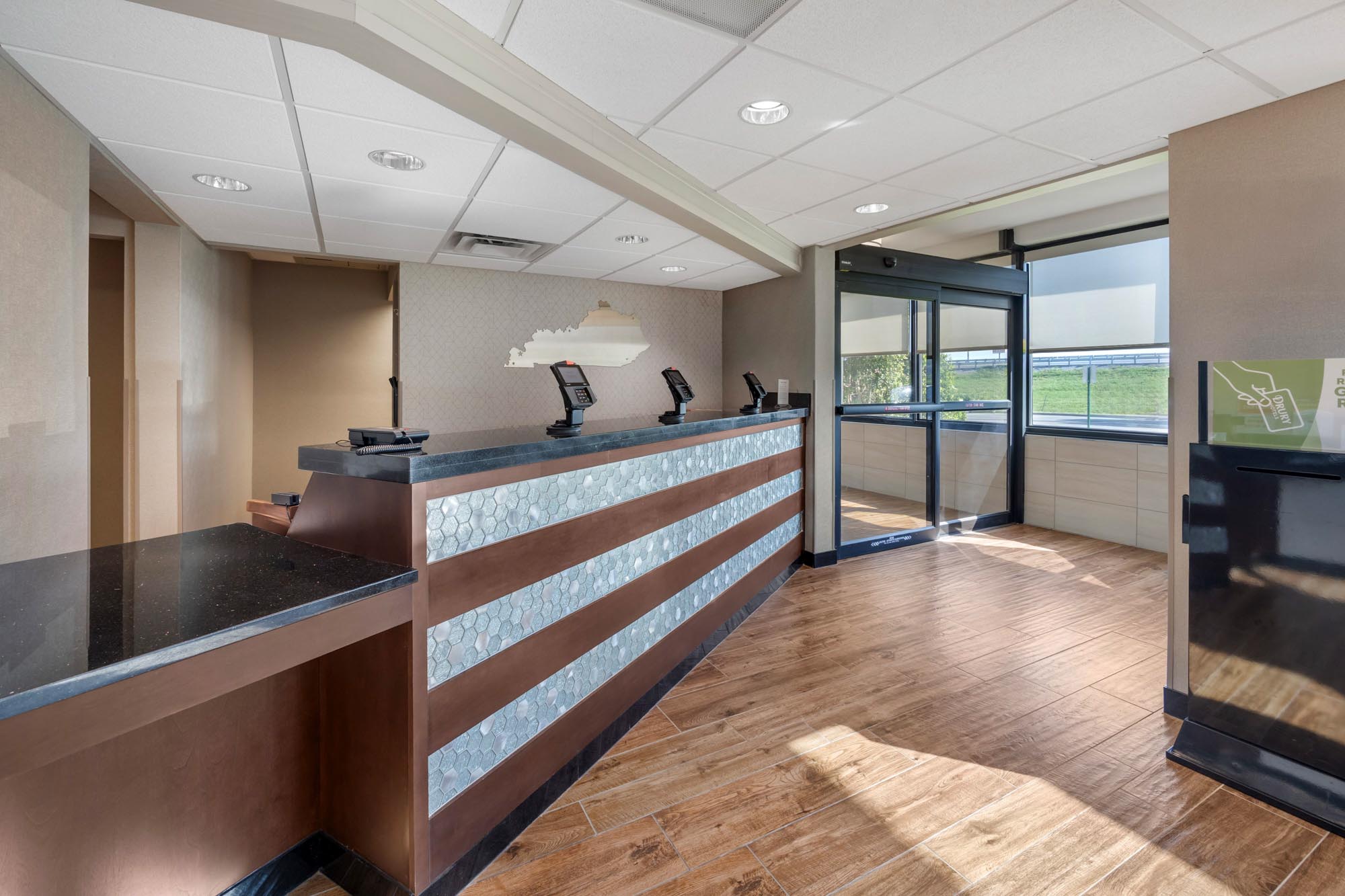 Drury Inn & Suites Paducah - Lobby