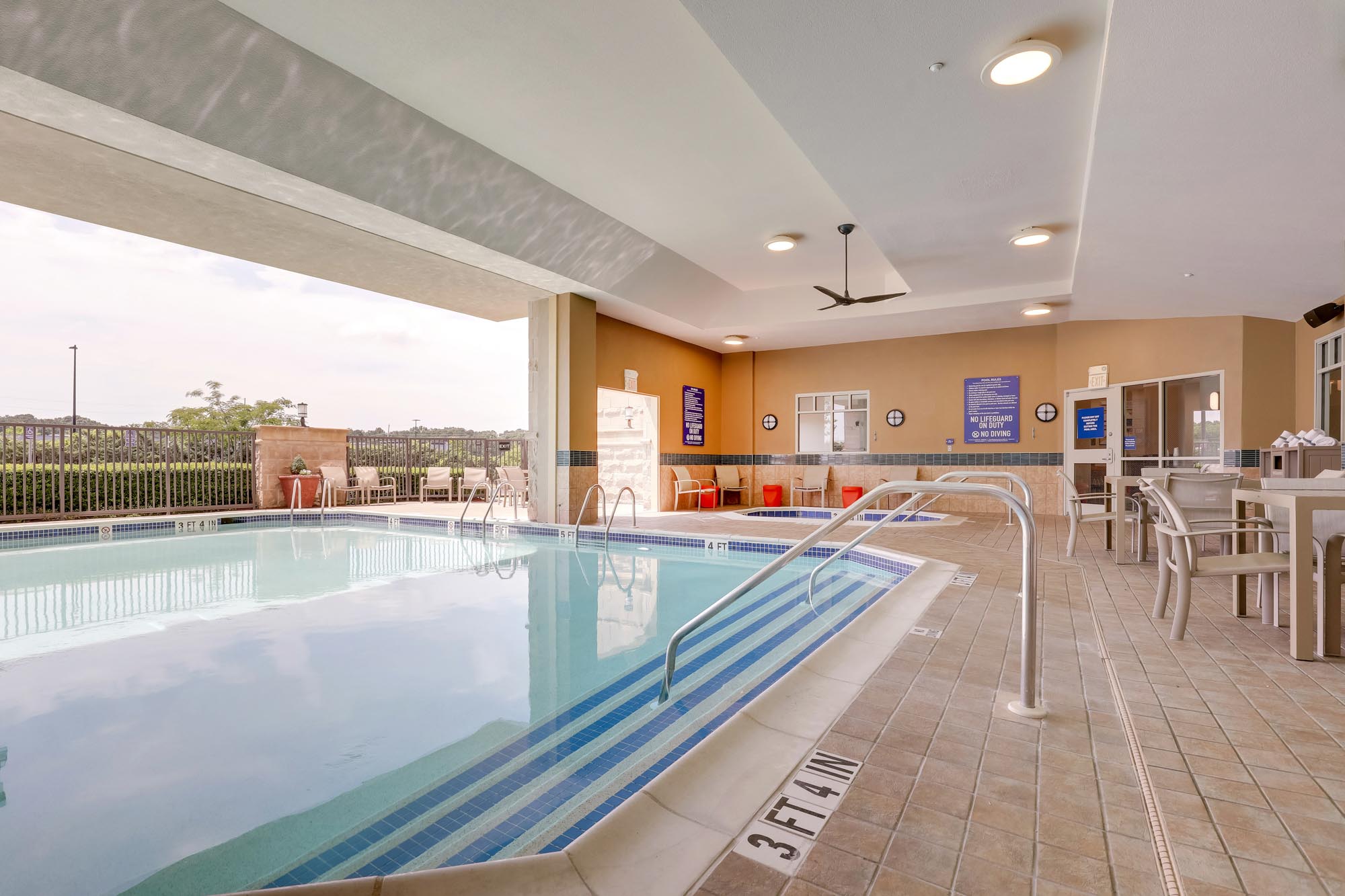 Drury Inn & Suites Montgomery - Pool