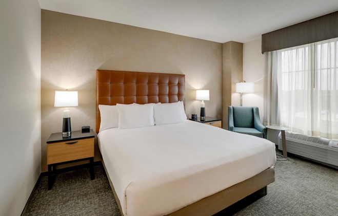 Drury Inn & Suites Montgomery - King Room Deluxe