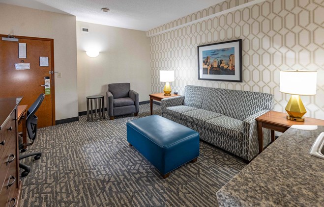 Drury Plaza Hotel St. Louis Chesterfield - Two-room Suite