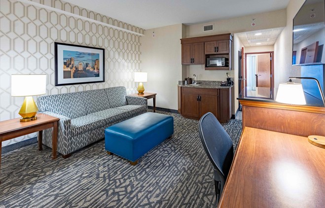Drury Plaza Hotel St. Louis Chesterfield - Two-room Suite