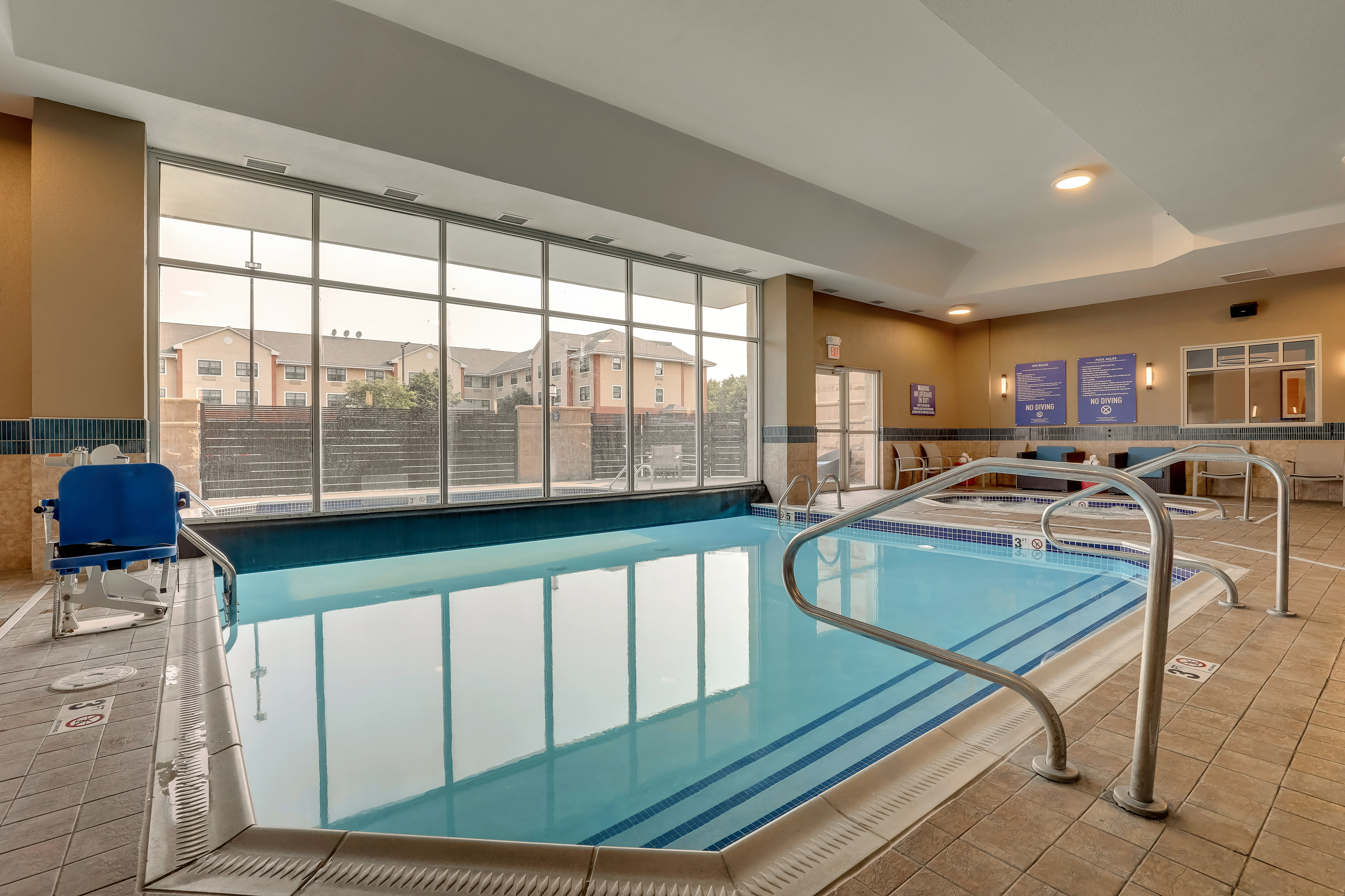 Drury Inn & Suites Dayton North - Pool