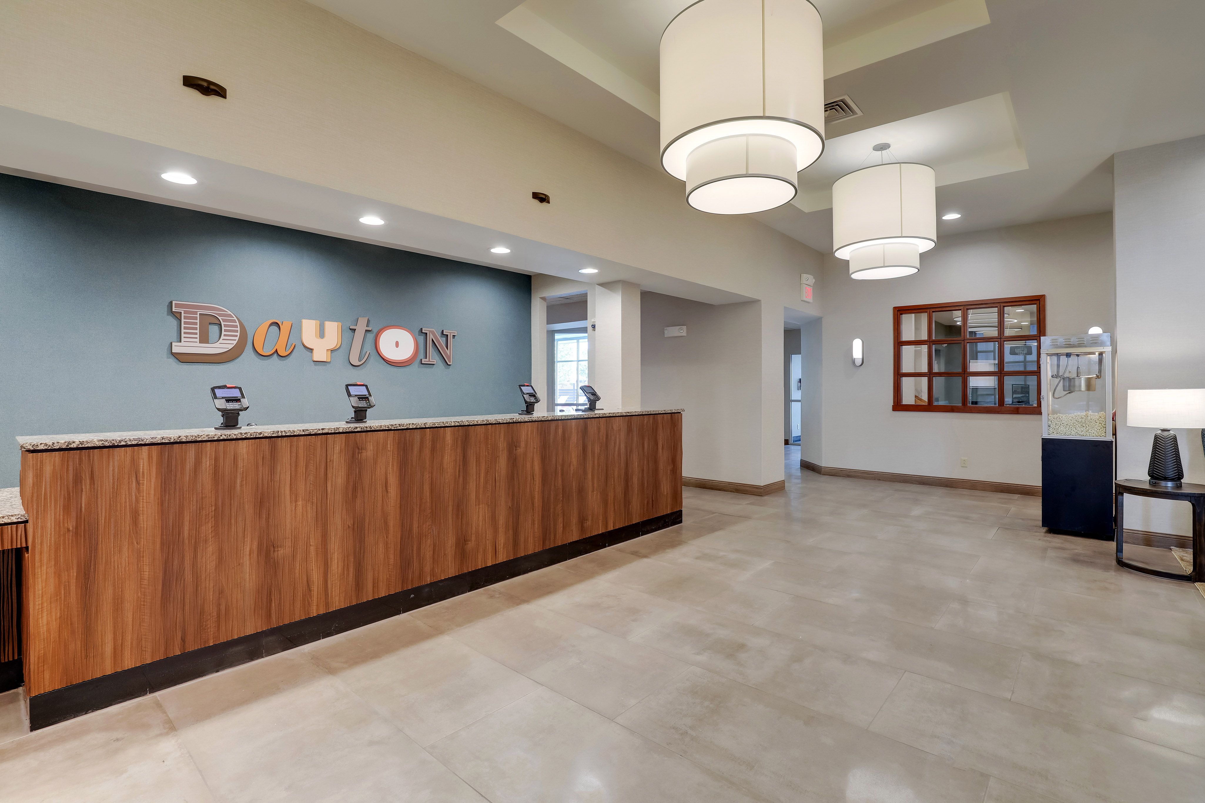 Drury Inn & Suites Dayton North - Lobby