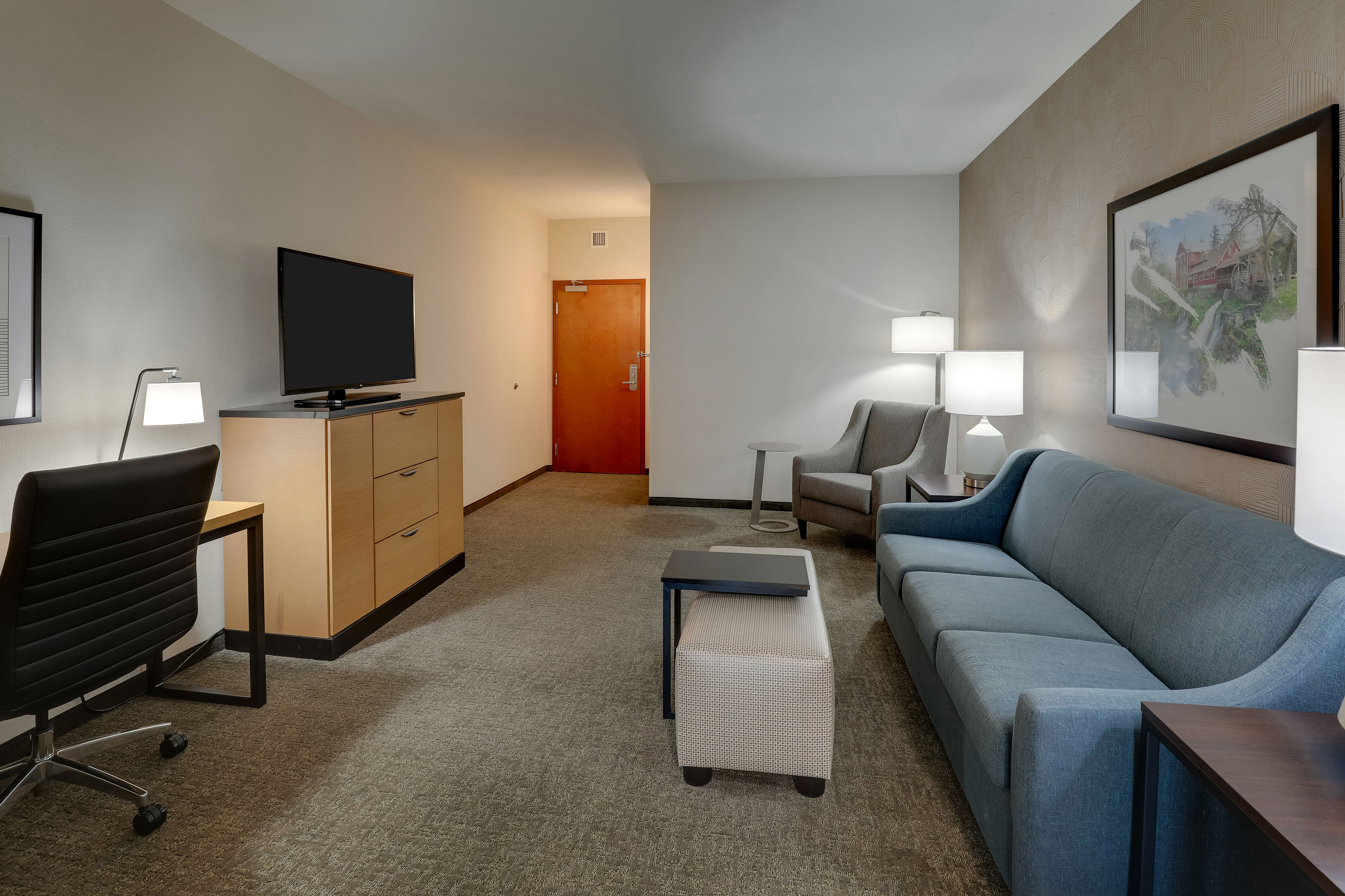Drury Inn & Suites Dayton North - King Suite