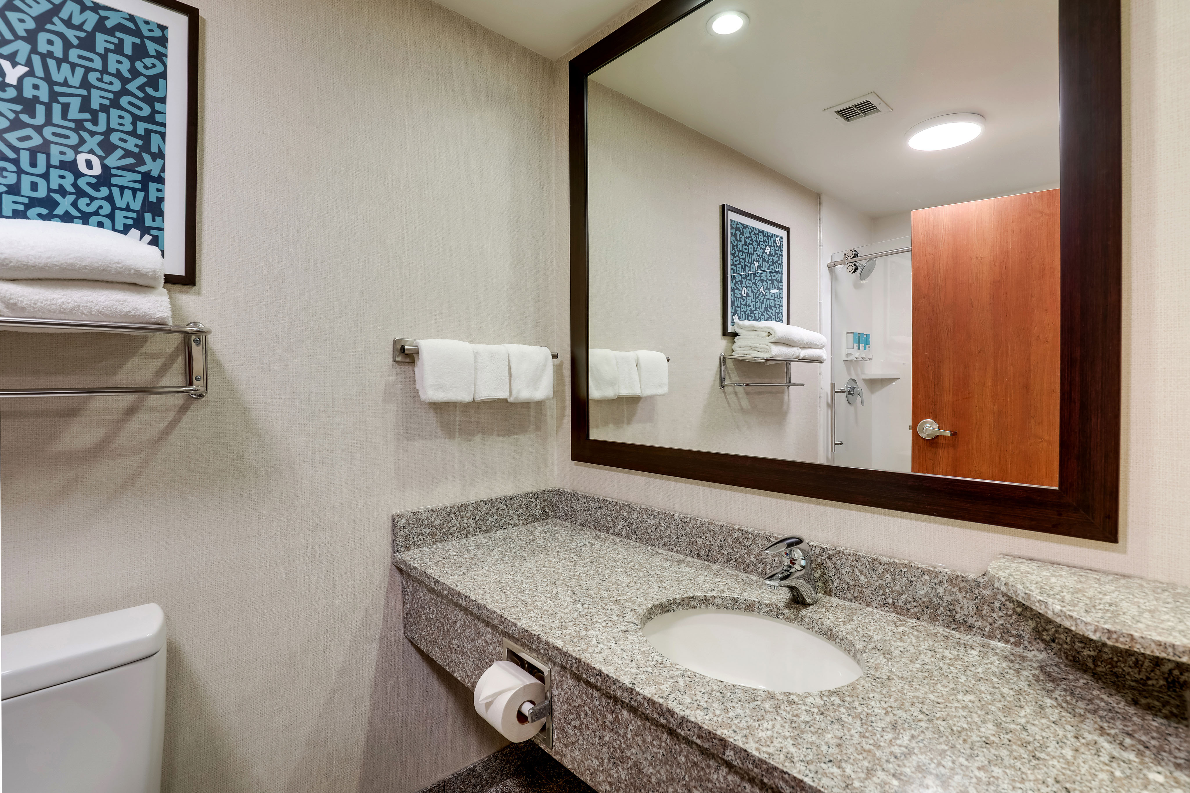 Drury Inn & Suites Dayton North - Bath