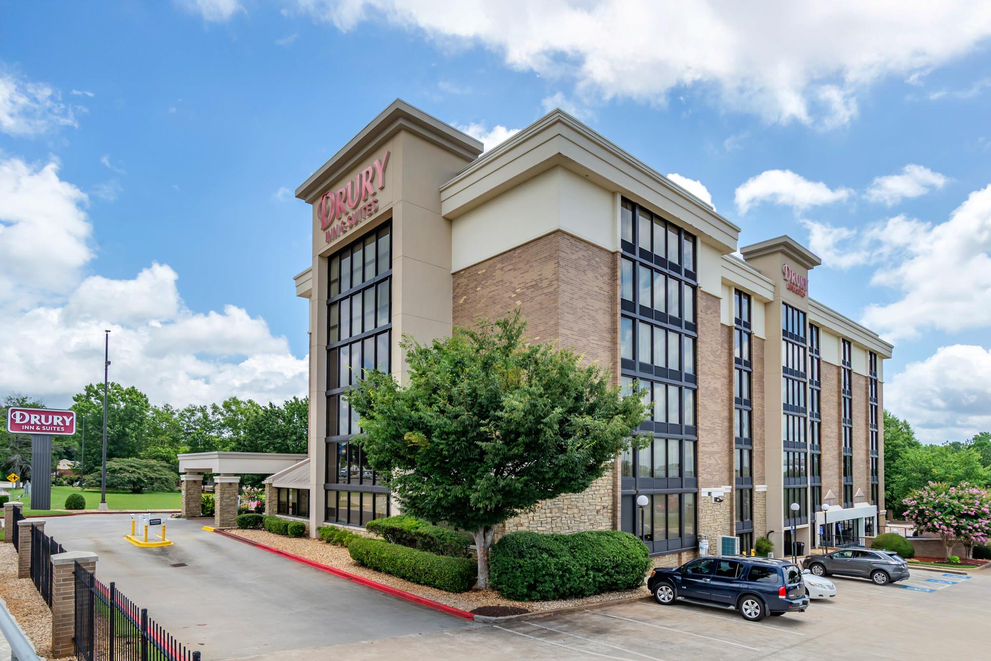 Drury Inn & Suites Atlanta Morrow - Exterior
