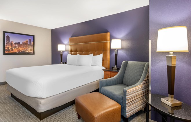 Drury Inn & Suites Atlanta Morrow - King Room